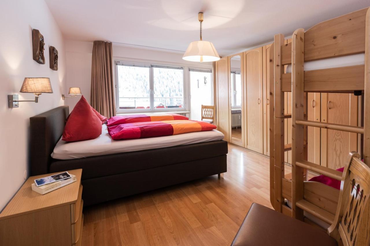 Spacious Corner Apartment In Aparthotel Kleinwalsertal Mittelberg Exterior foto